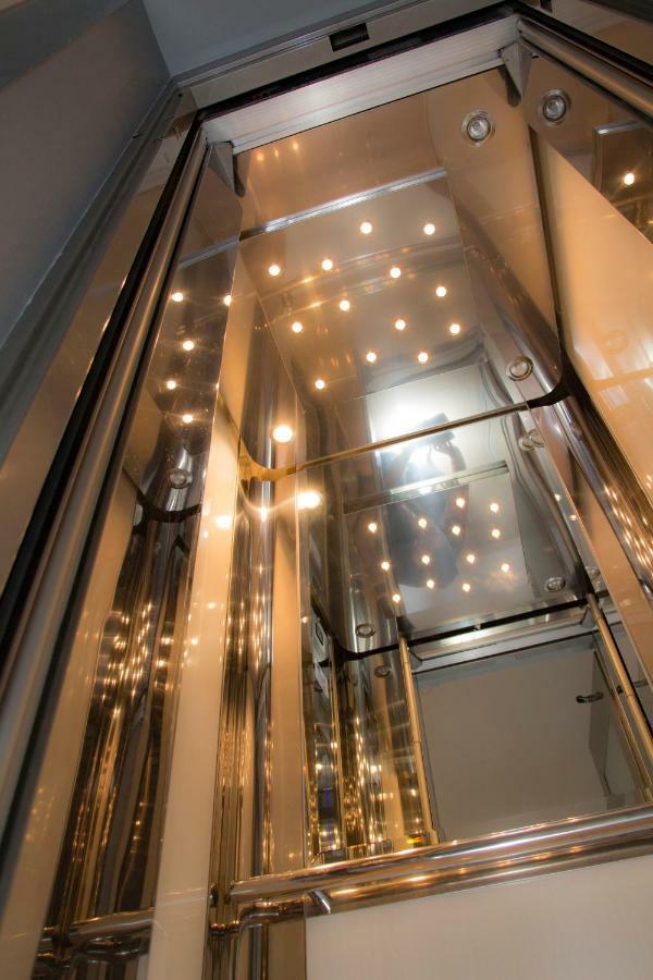 Hotel Astron Мирина Екстериор снимка