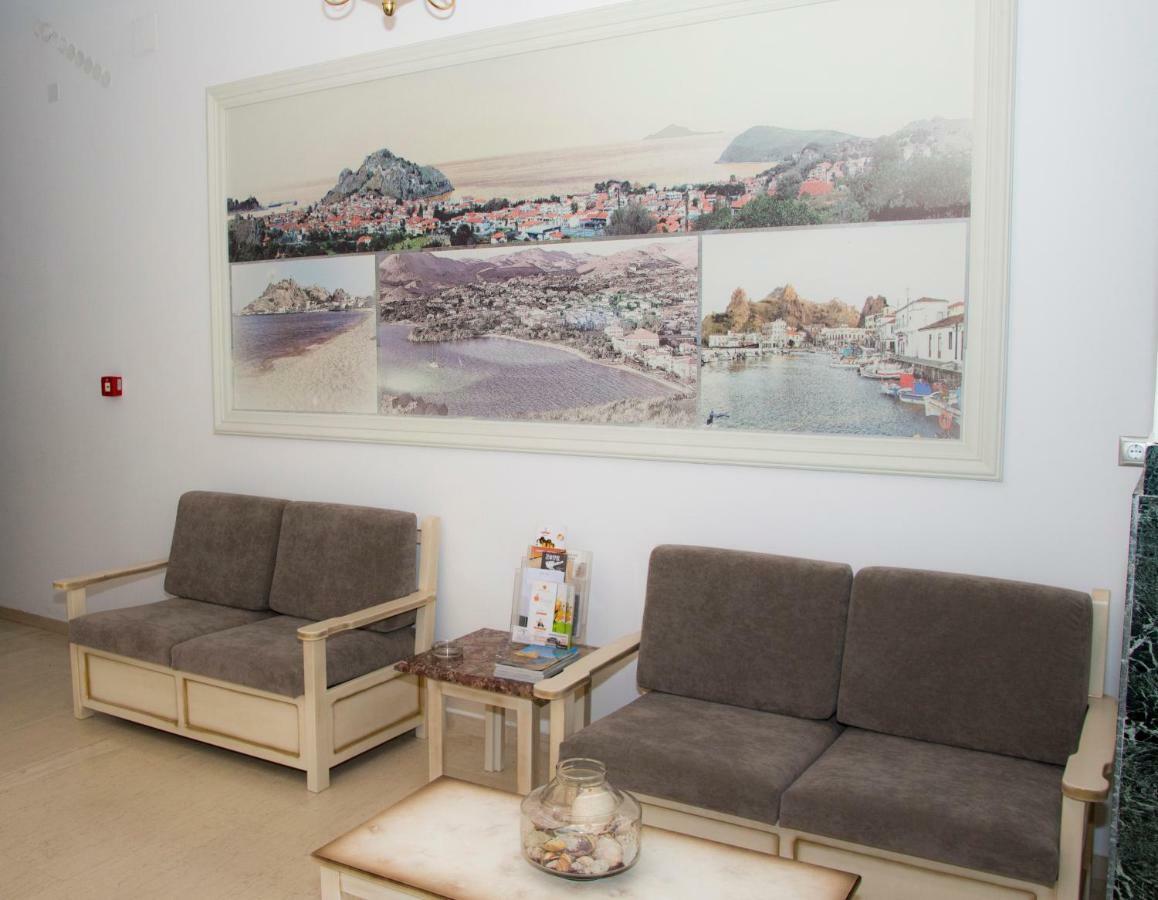Hotel Astron Мирина Екстериор снимка
