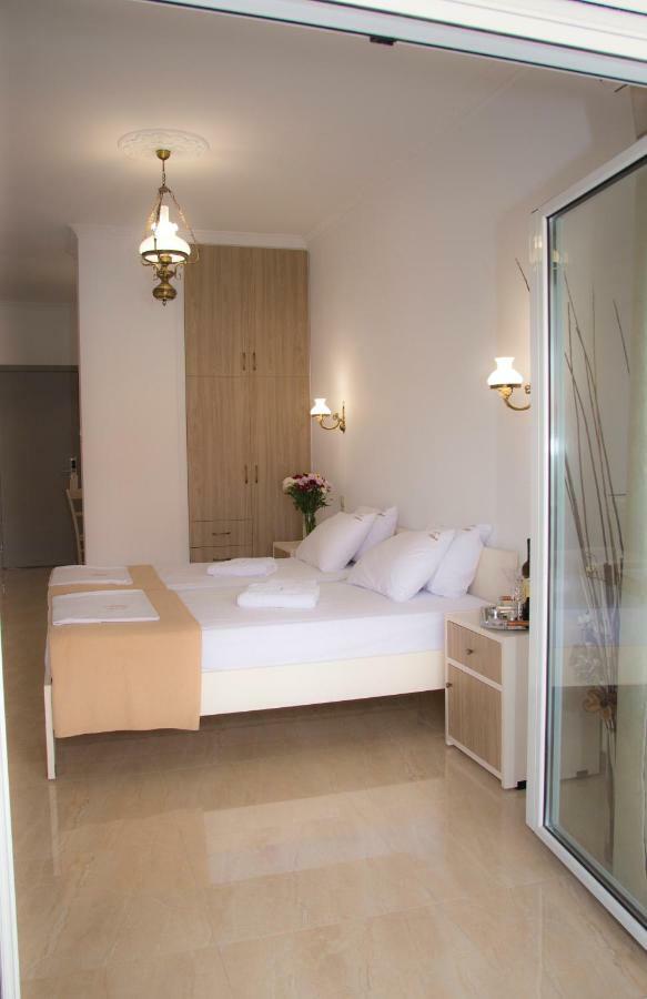Hotel Astron Мирина Екстериор снимка
