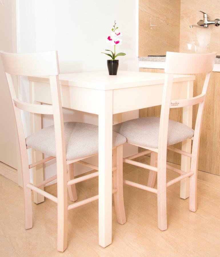 Hotel Astron Мирина Екстериор снимка