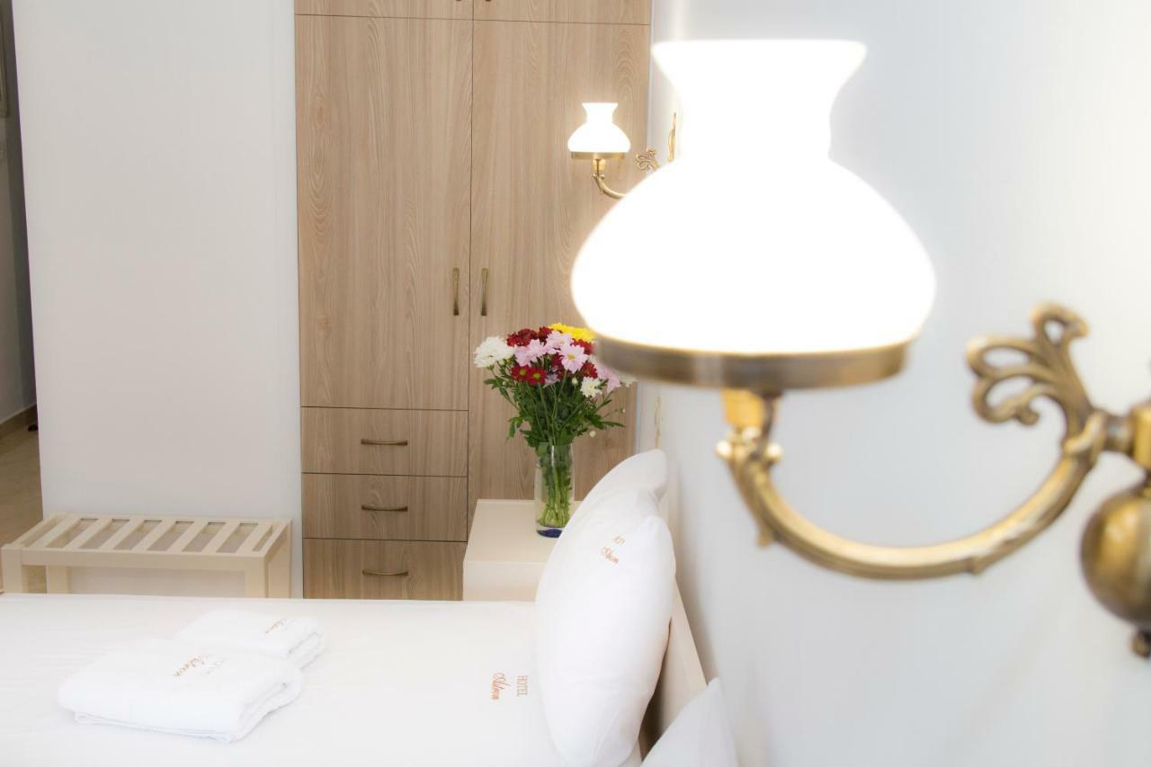 Hotel Astron Мирина Екстериор снимка