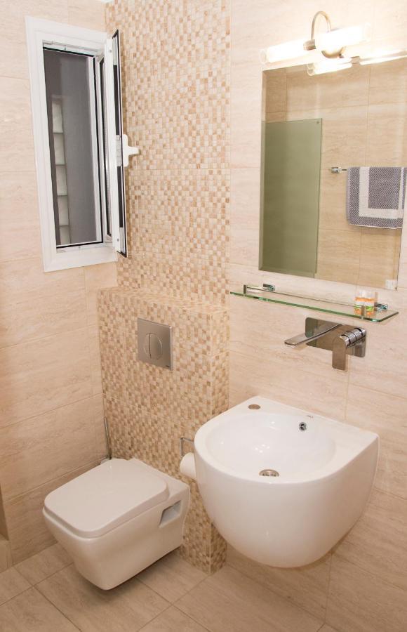 Hotel Astron Мирина Екстериор снимка